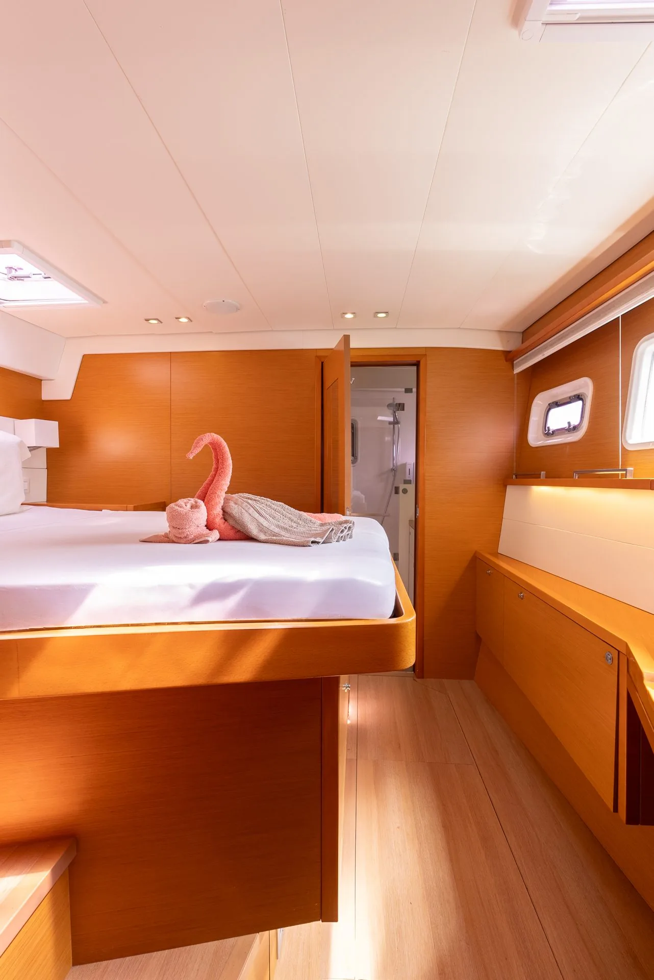 Lagoon 56 | Luxury San Blas Catamaran cabin