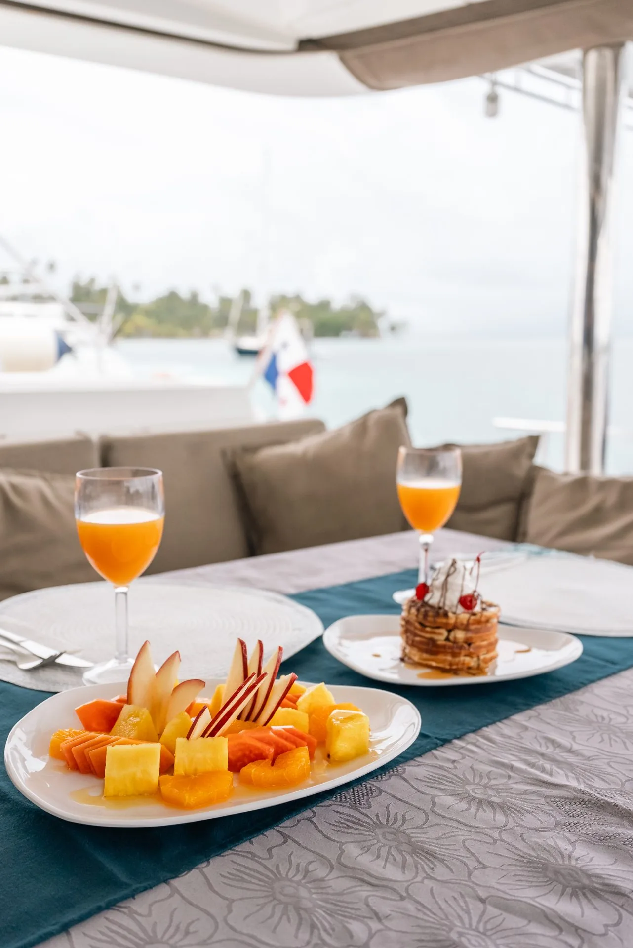 Lagoon 56 | Luxury San Blas Catamaran dining